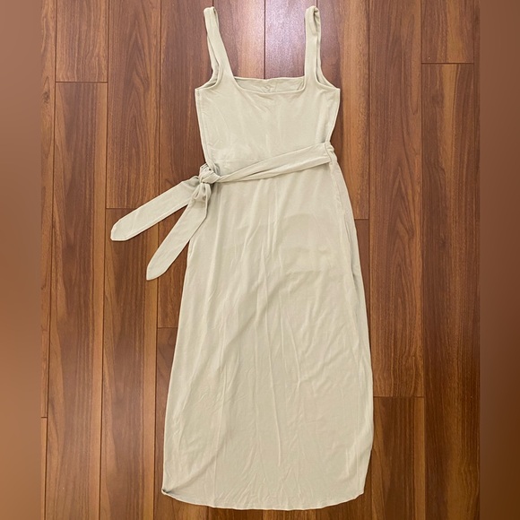 Aritzia Wilfred Sage Green Saturn Midi Dress, size S - Picture 2 of 7